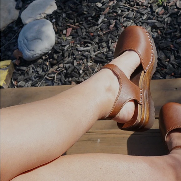 Good guys don’t wear leather Sofia clog sandals brown - Picture 3 of 10